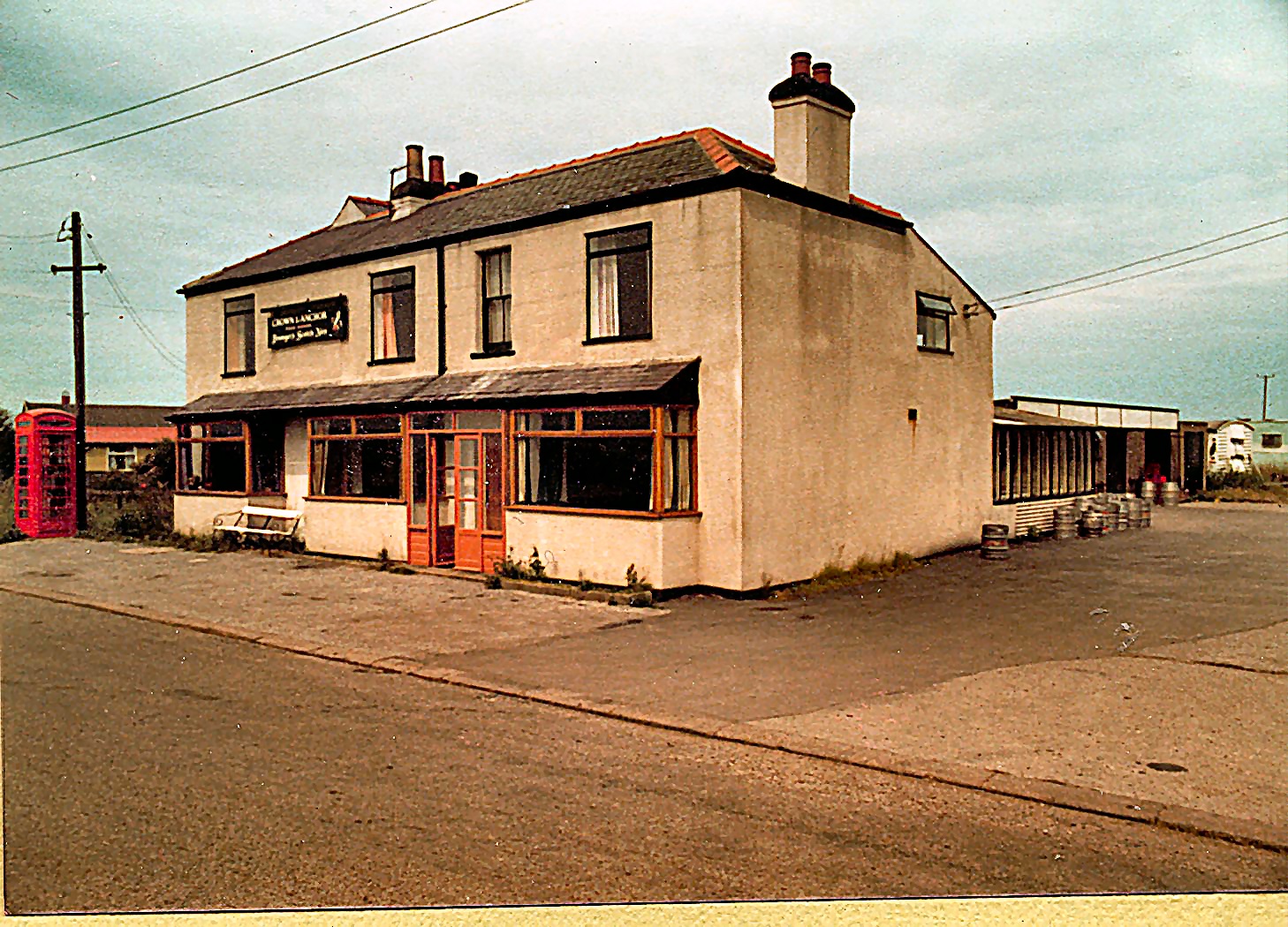 The Crown and Anchor, 1977