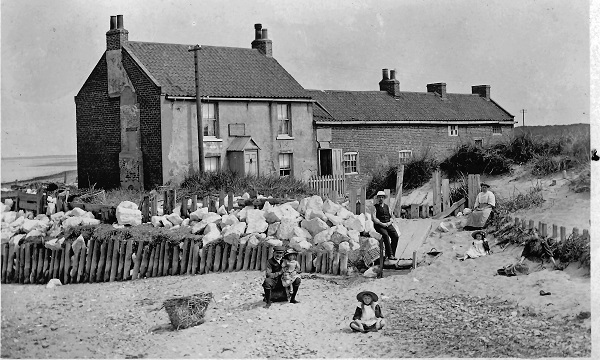 View of Lifeboat Inn from the Humber, c. 1900