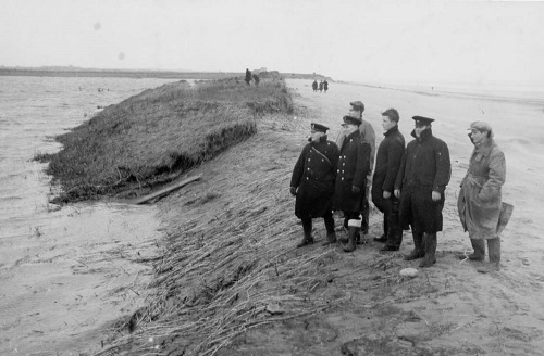 Kilnsea floods 1953, near site of beacon